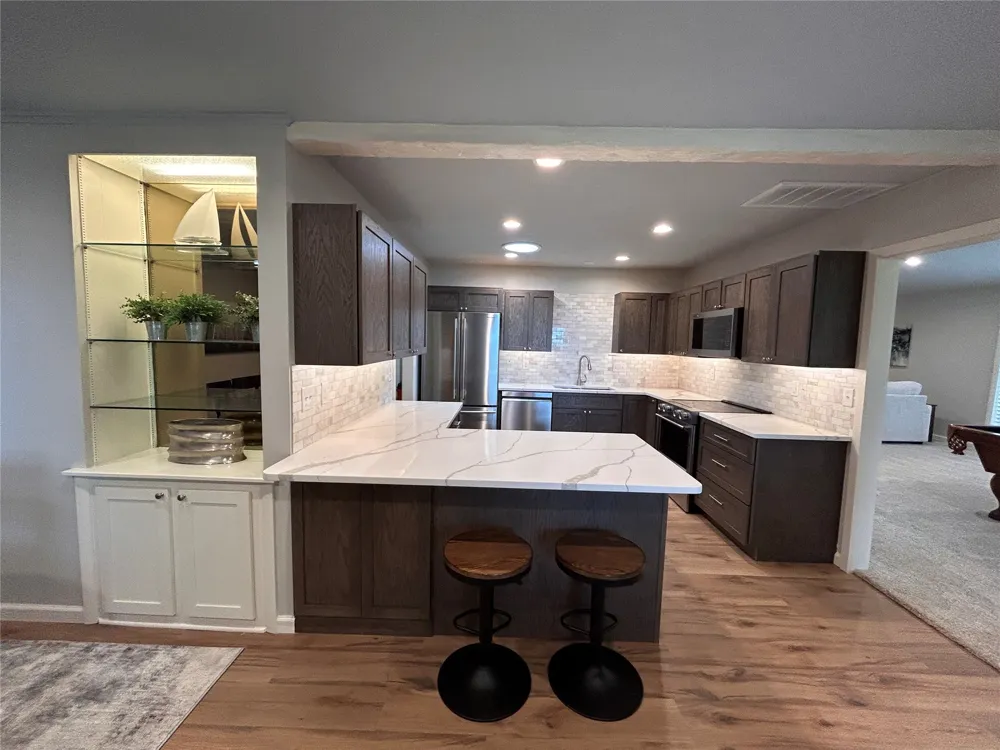 2 Westwind Drive Sand Springs, OK 74063
