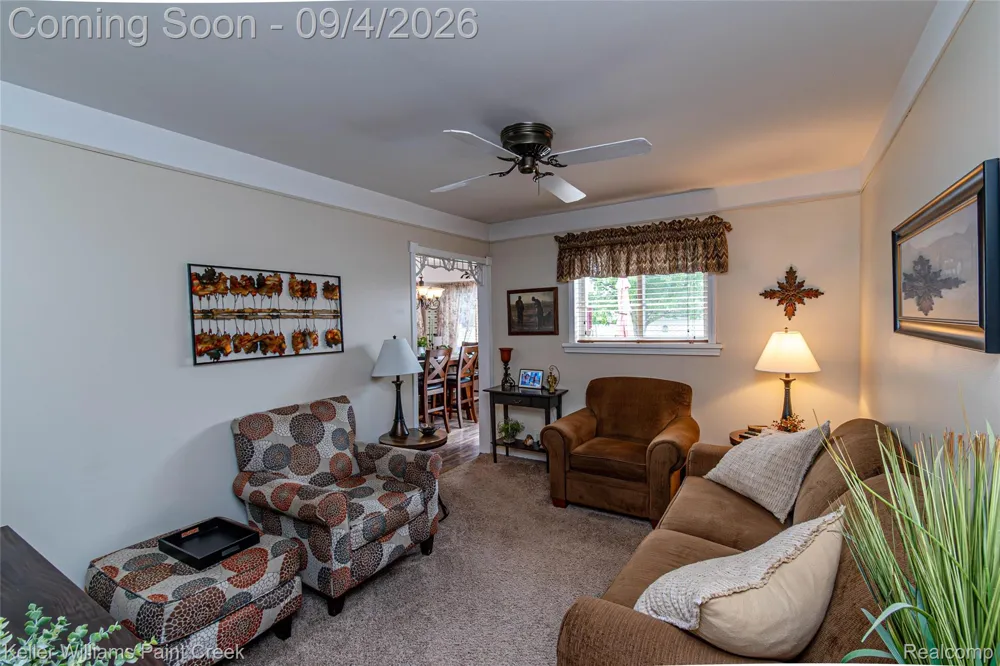 4830 Holmes Drive Warren City, MI 48092