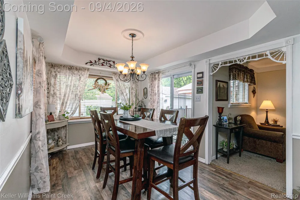 4830 Holmes Drive Warren City, MI 48092