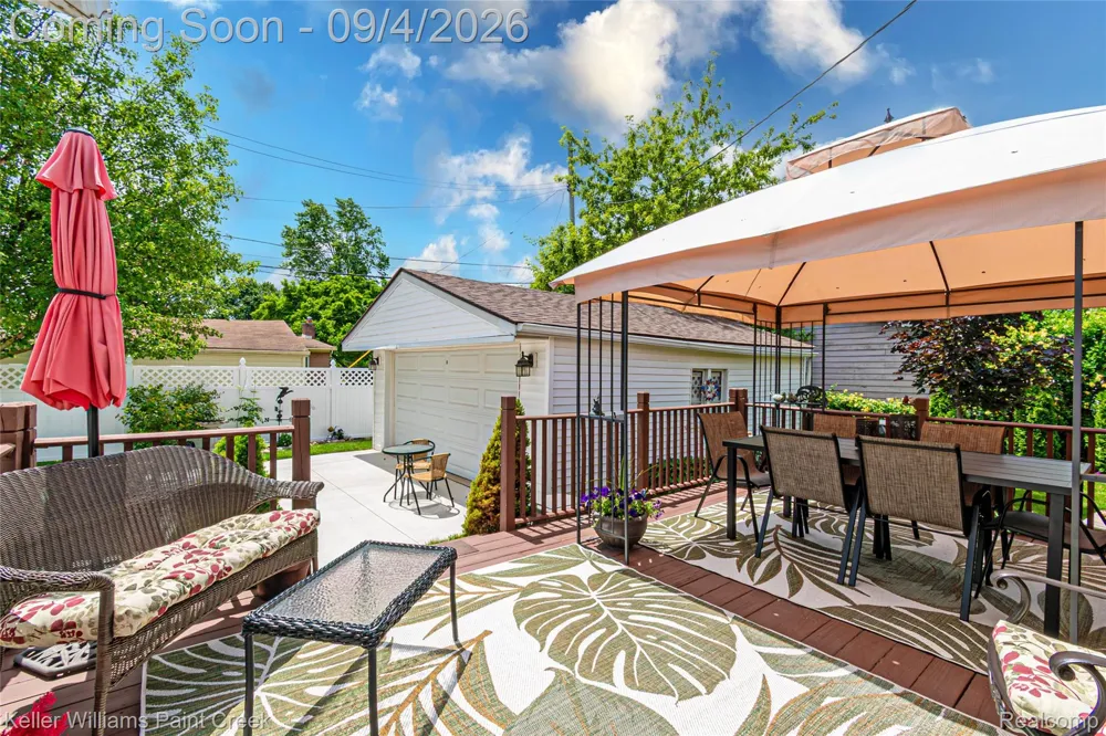4830 Holmes Drive Warren City, MI 48092