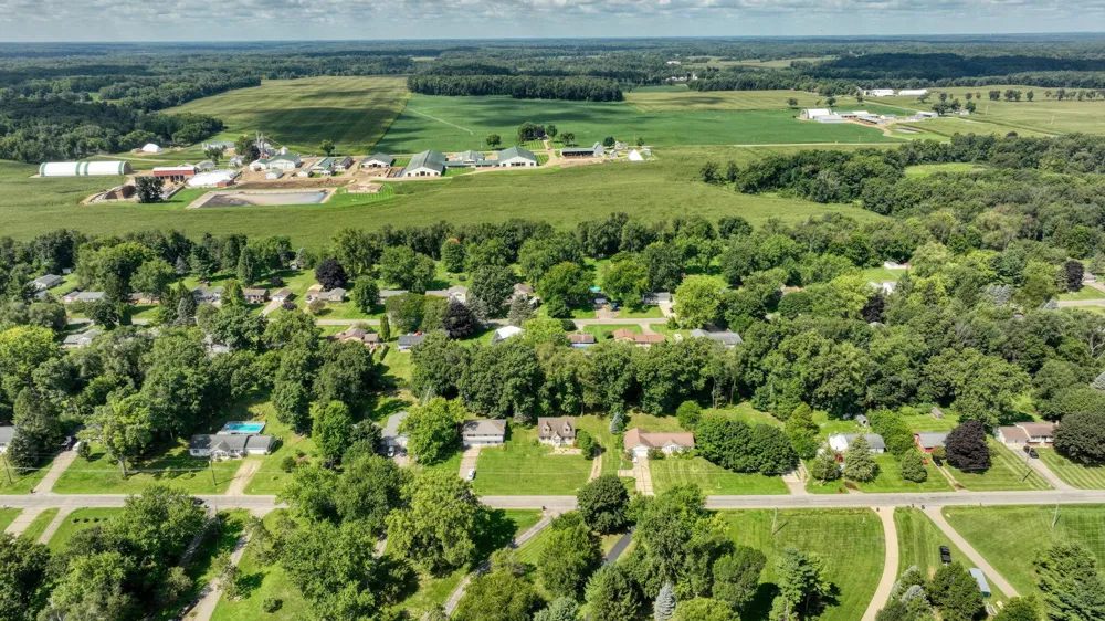 475 Skyline Drive Hanover Township, MI 49246