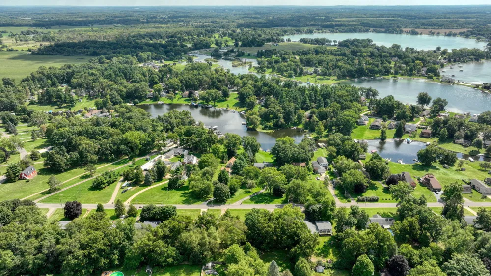 475 Skyline Drive Hanover Township, MI 49246