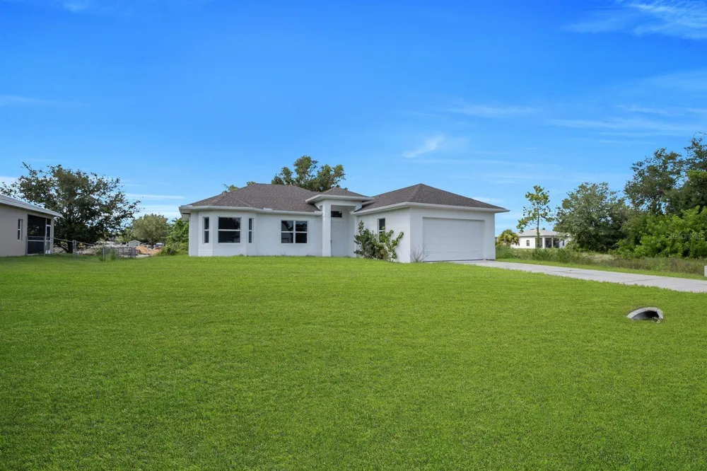 856 WILLIAM DENVER STREET Lehigh Acres, FL 33974