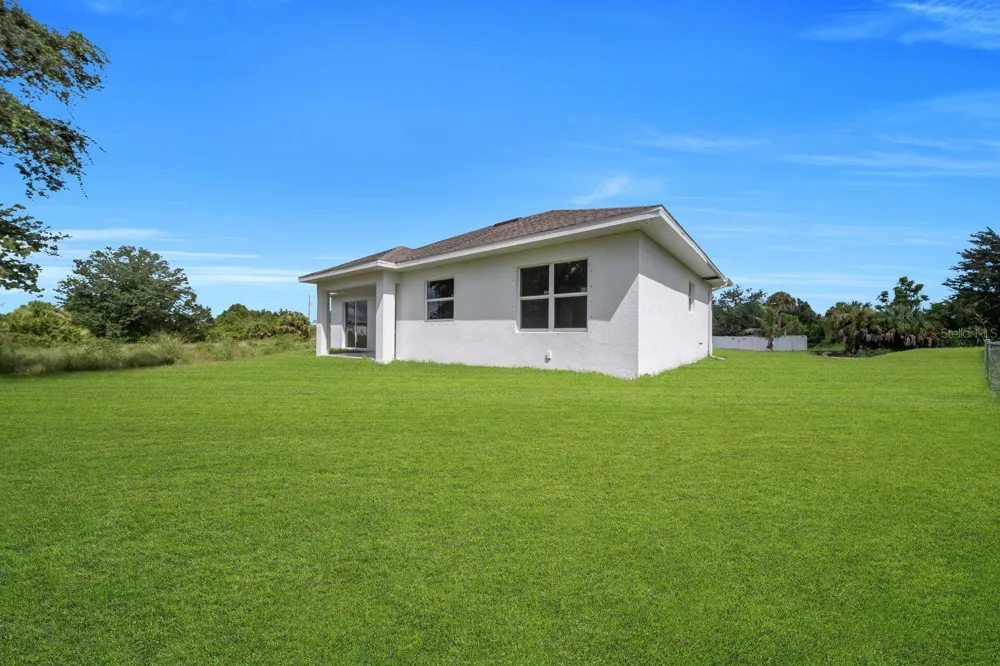 856 WILLIAM DENVER STREET Lehigh Acres, FL 33974