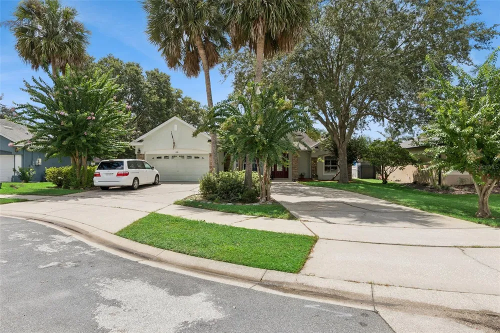 106 OAK HAVEN CIRCLE Deland, FL 32720