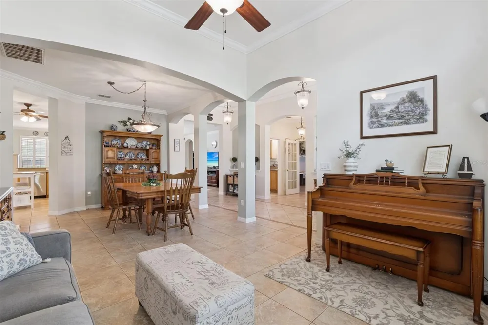 106 OAK HAVEN CIRCLE Deland, FL 32720