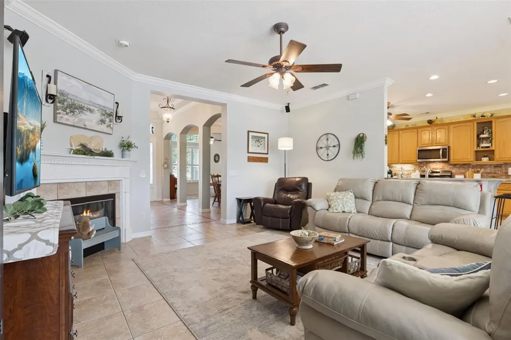 106 OAK HAVEN CIRCLE Deland, FL 32720