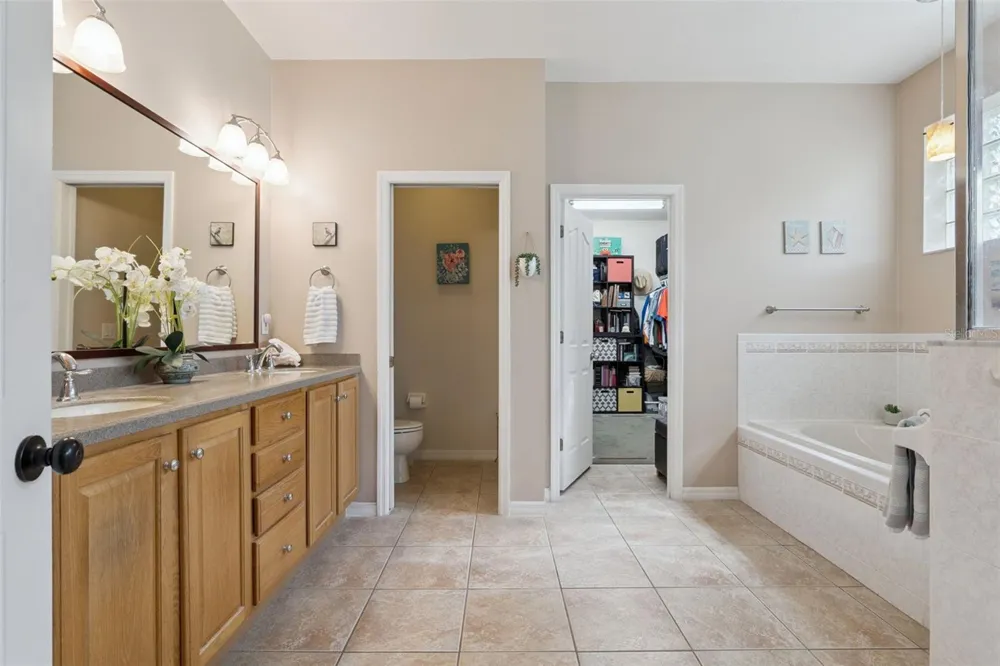 106 OAK HAVEN CIRCLE Deland, FL 32720