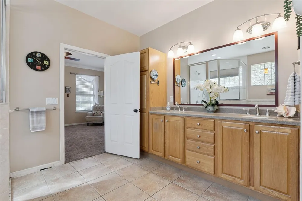 106 OAK HAVEN CIRCLE Deland, FL 32720