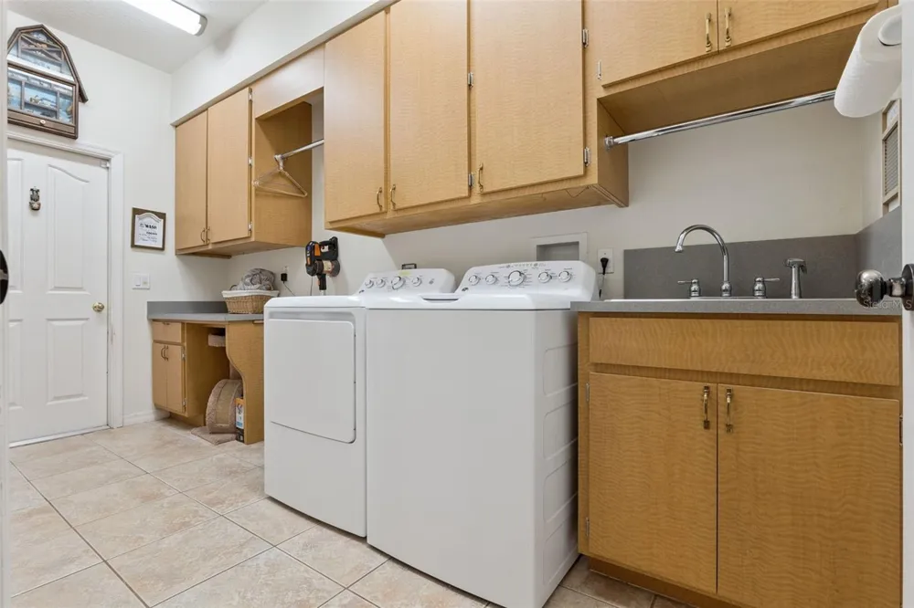 106 OAK HAVEN CIRCLE Deland, FL 32720