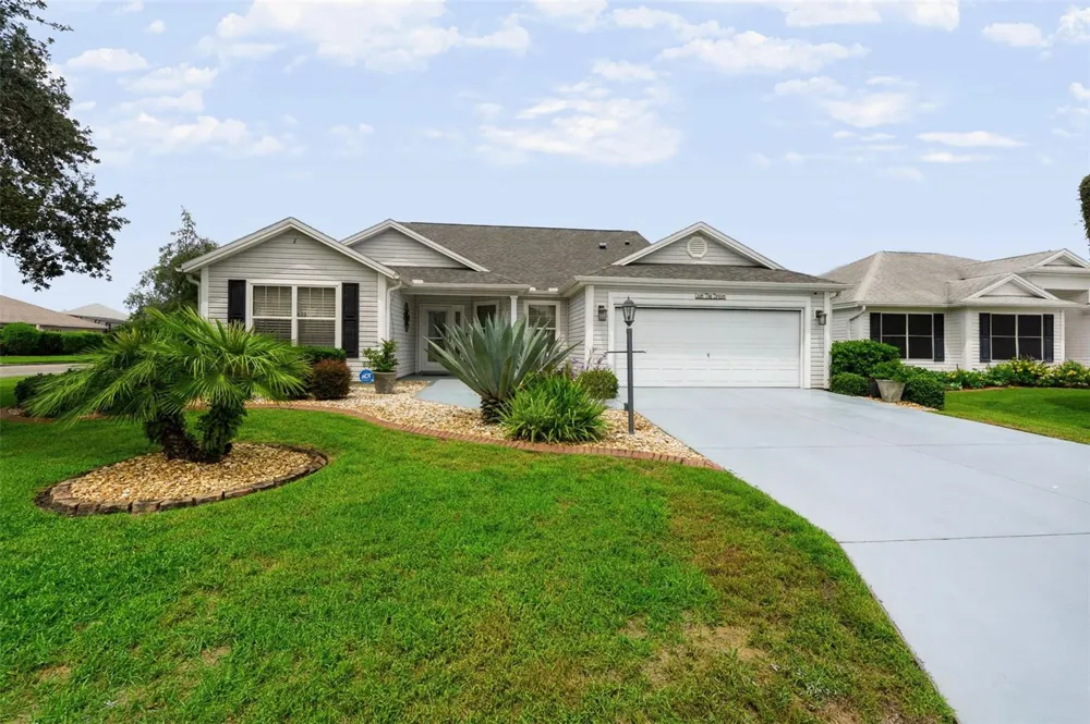 633 COKESBURY DRIVE The Villages, FL 32162