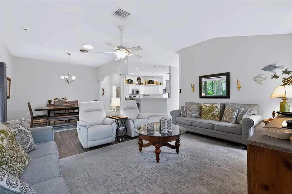 633 COKESBURY DRIVE The Villages, FL 32162