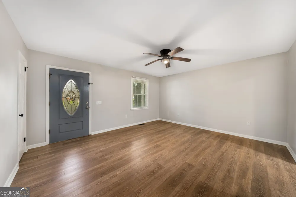 114 Karen DR Warner Robins, GA 31088