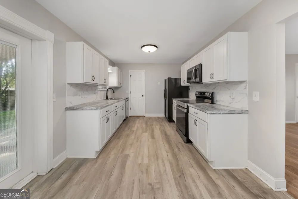 114 Karen DR Warner Robins, GA 31088