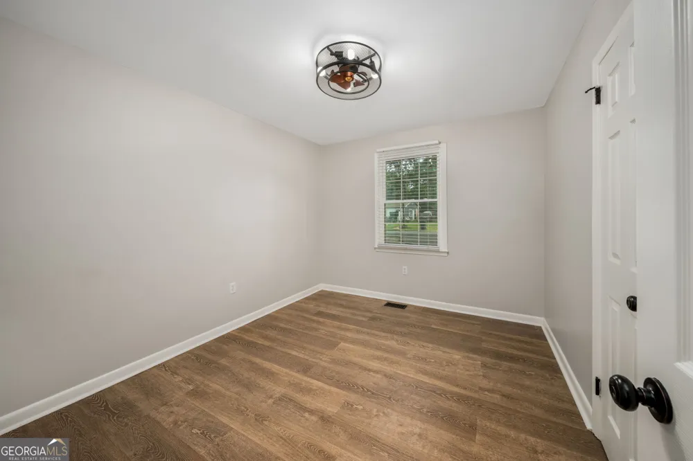 114 Karen DR Warner Robins, GA 31088