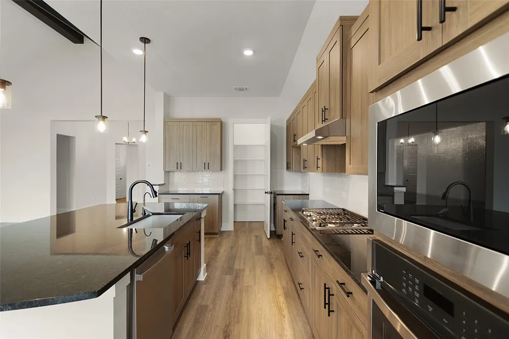 304 Ridgewell Loop Georgetown, TX 78633