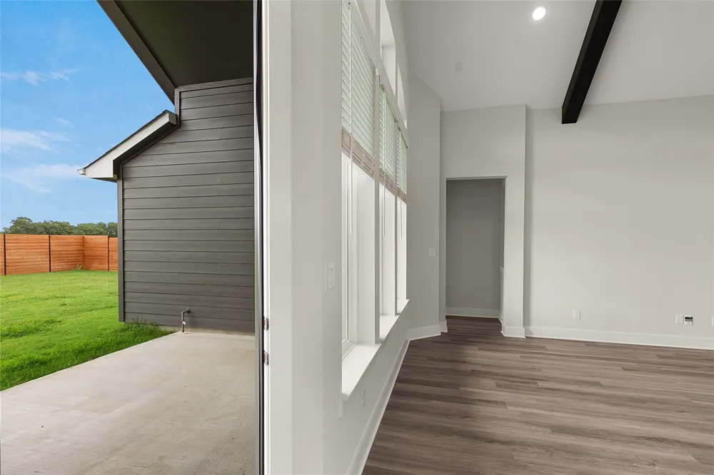 304 Ridgewell Loop Georgetown, TX 78633
