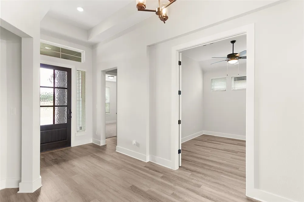 304 Ridgewell Loop Georgetown, TX 78633