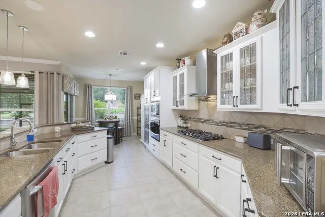 104 EMORY PEAK TRAIL Georgetown, TX 78633