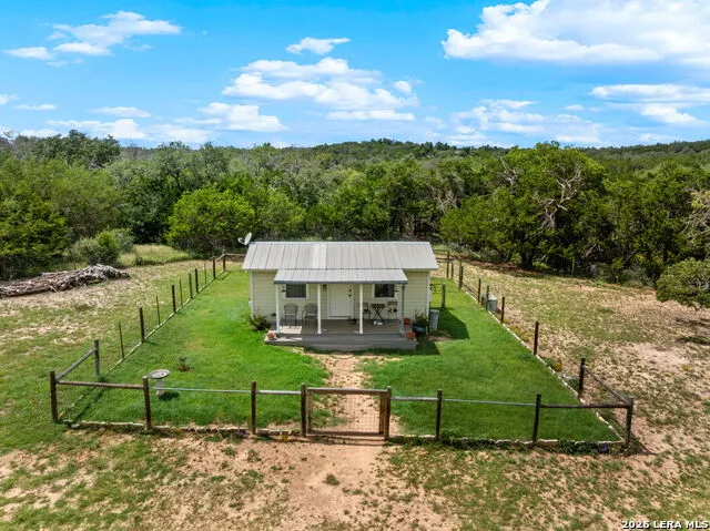 834 NORTHWOOD HILLS DR Fredericksburg, TX 78624