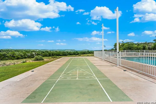 834 NORTHWOOD HILLS DR Fredericksburg, TX 78624