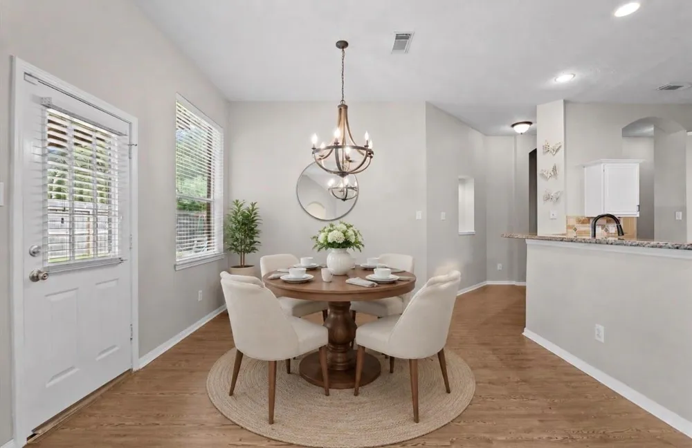 407 Crimson Coast Drive League City, TX 77573