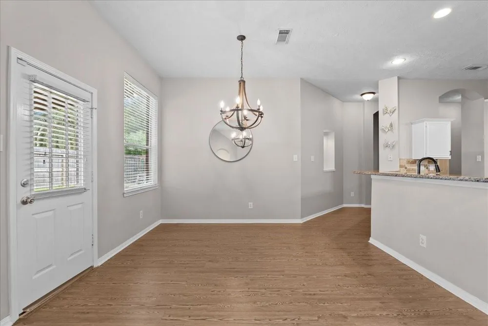 407 Crimson Coast Drive League City, TX 77573