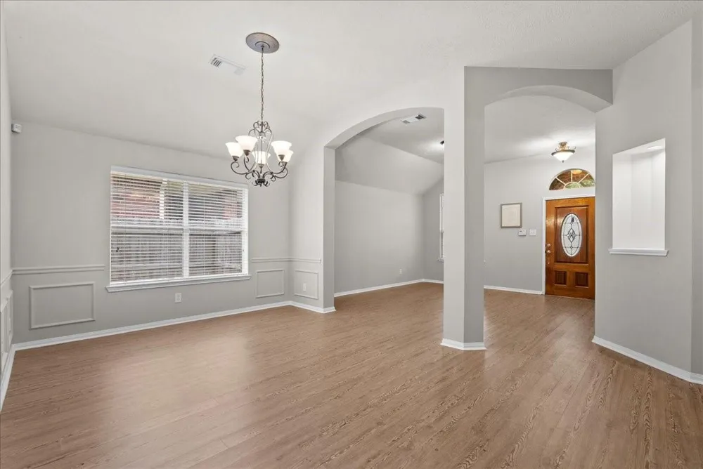 407 Crimson Coast Drive League City, TX 77573