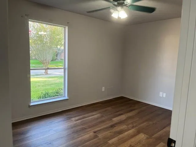 467 Buoy Road Webster, TX 77598