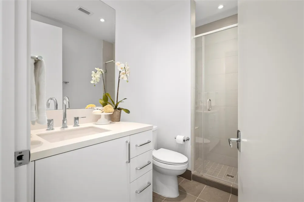 2323 W Main Street #304 Houston, TX 77098