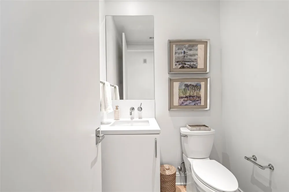 2323 W Main Street #304 Houston, TX 77098