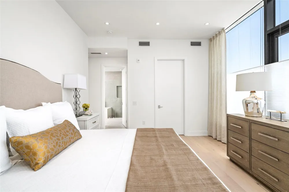 2323 W Main Street #305 Houston, TX 77098