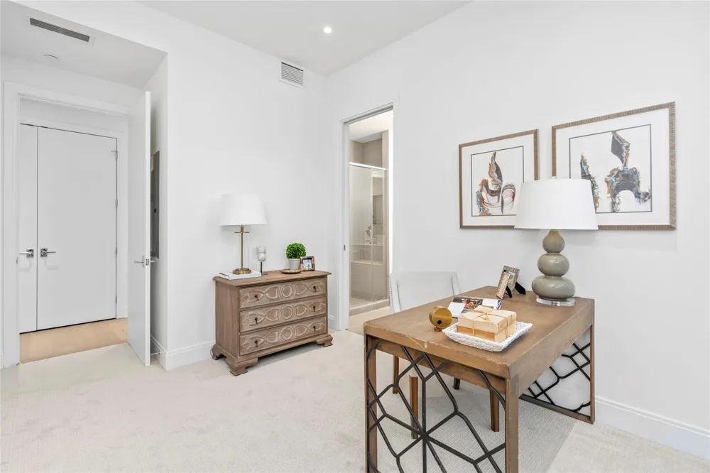 2323 W Main Street #305 Houston, TX 77098