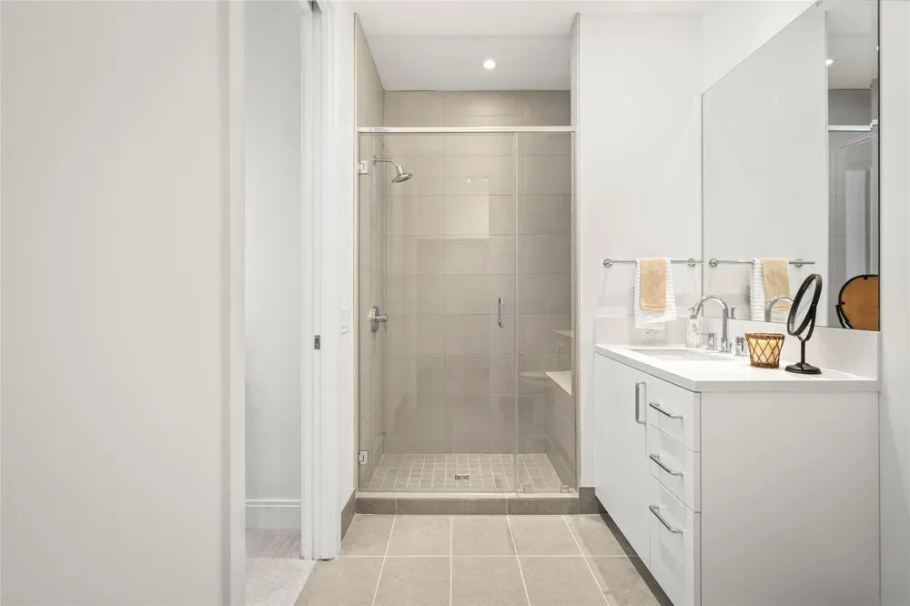 2323 W Main Street #305 Houston, TX 77098