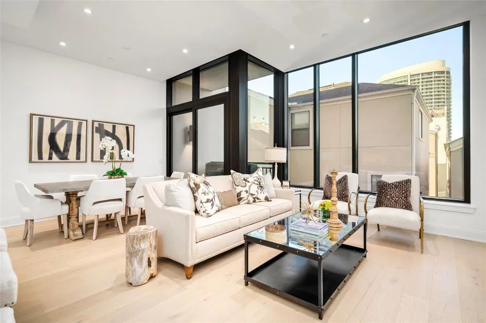 2323 W Main Street #305 Houston, TX 77098