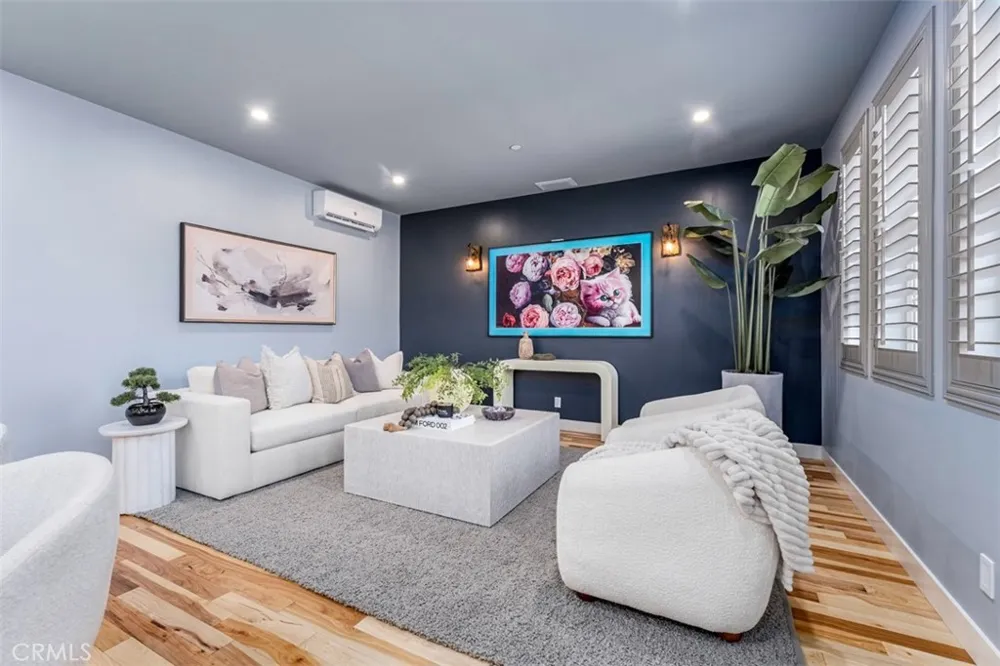 7375 Wisteria Whittier, CA 90602