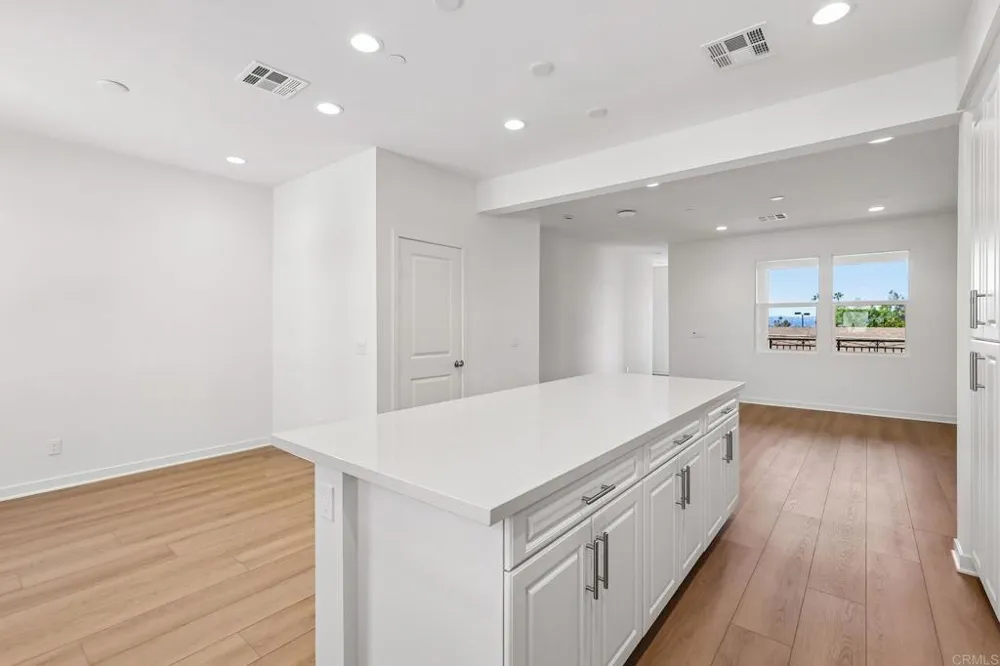 323 Jimson Glen Escondido, CA 92025