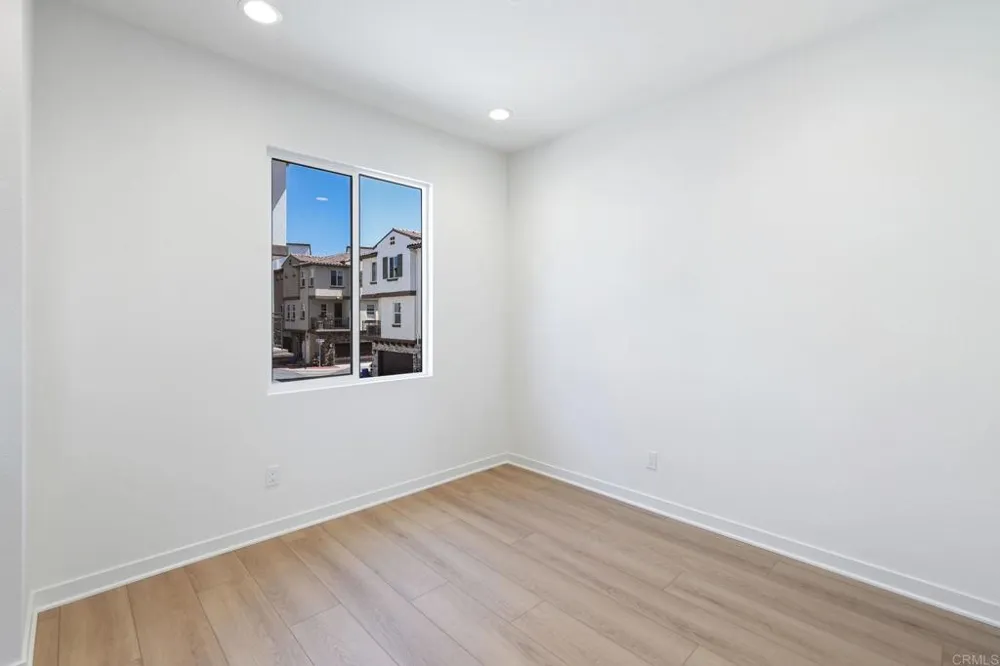 323 Jimson Glen Escondido, CA 92025