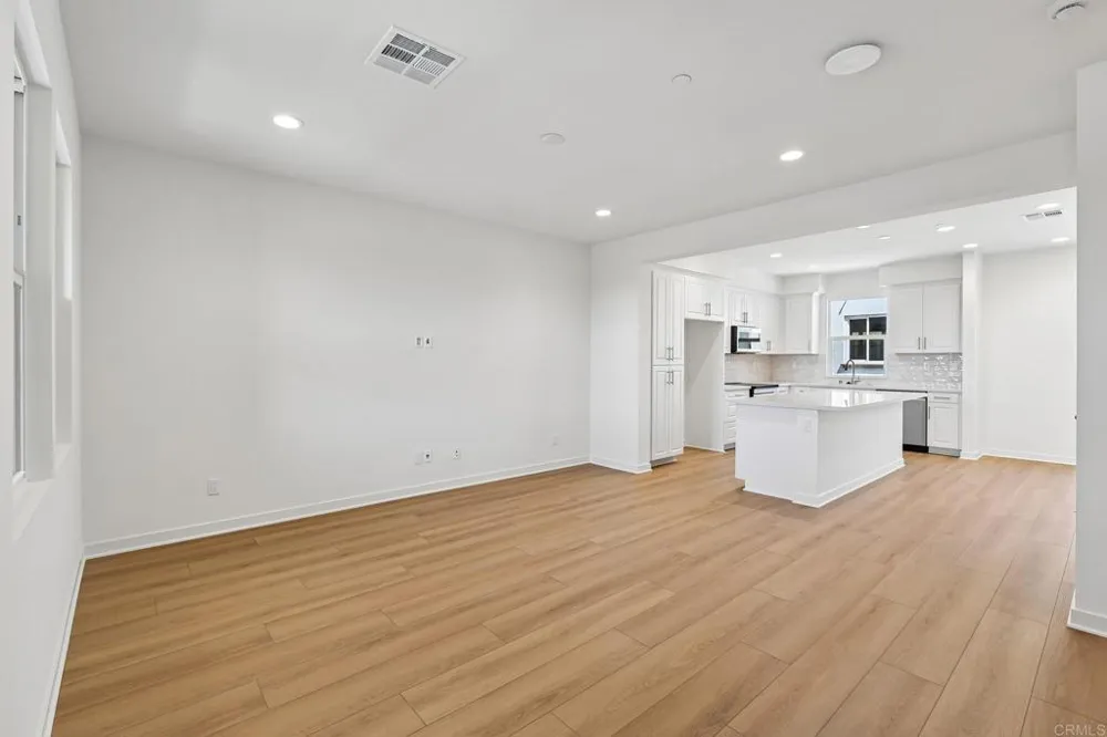 323 Jimson Glen Escondido, CA 92025