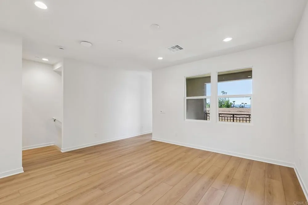 323 Jimson Glen Escondido, CA 92025