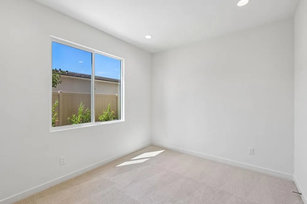 323 Jimson Glen Escondido, CA 92025