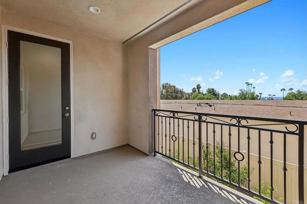 323 Jimson Glen Escondido, CA 92025