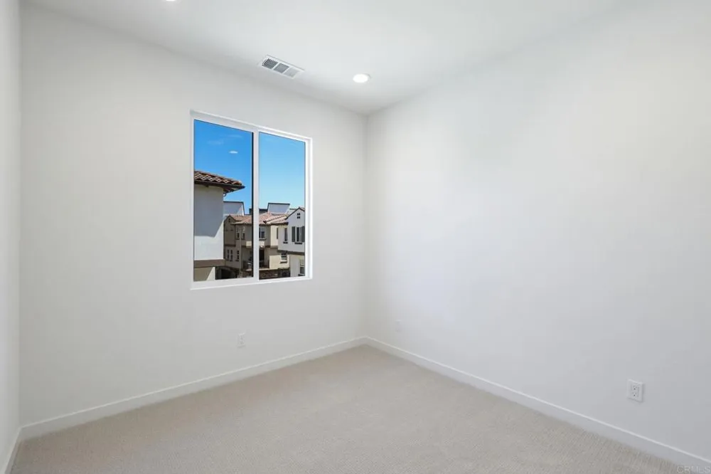 323 Jimson Glen Escondido, CA 92025