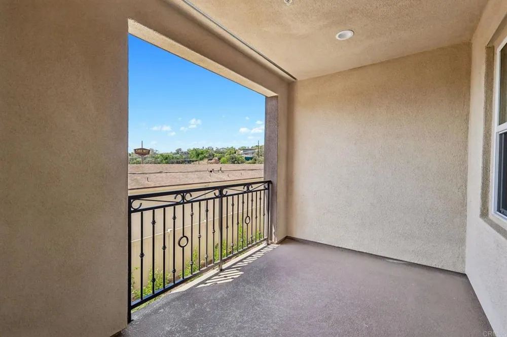 323 Jimson Glen Escondido, CA 92025