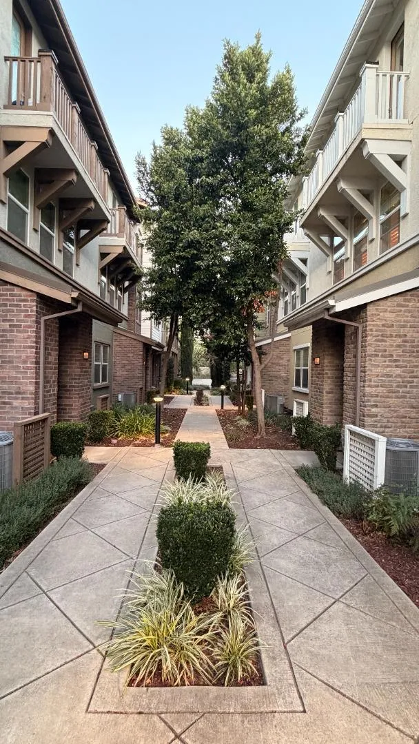 4027 Clare Street Dublin, CA 94568