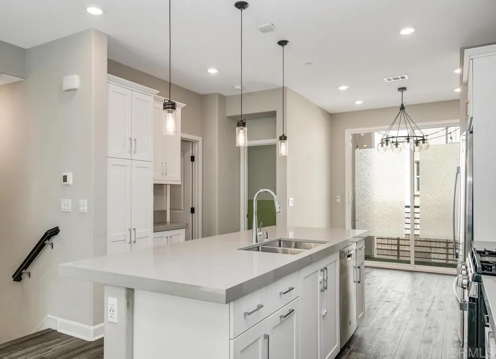 1954 Minimalist Lane Chula Vista, CA 91915