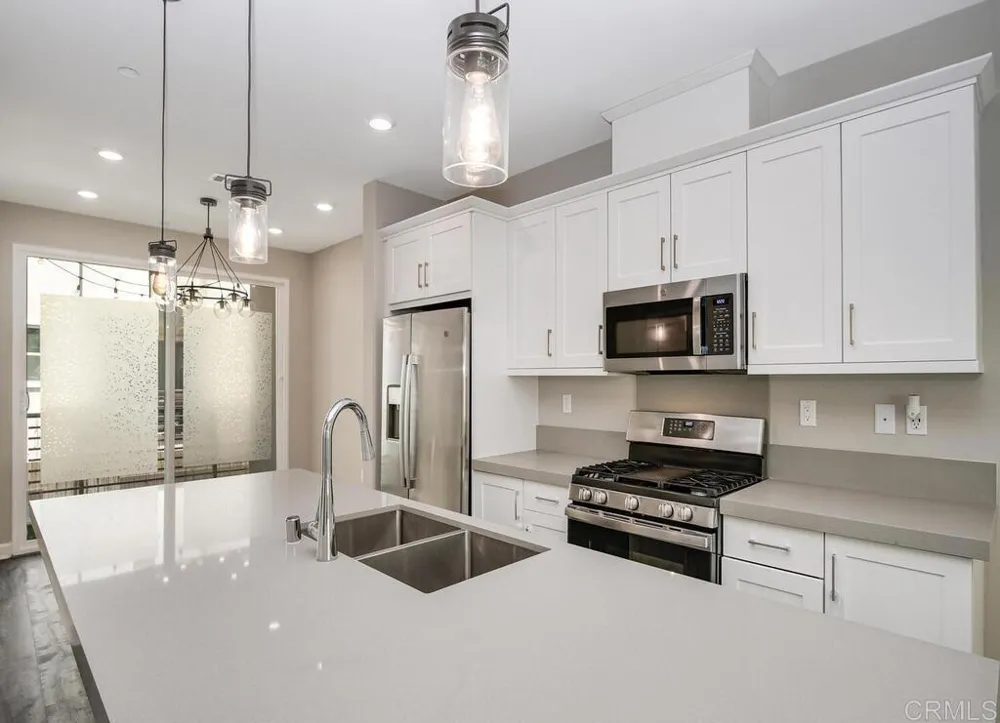 1954 Minimalist Lane Chula Vista, CA 91915
