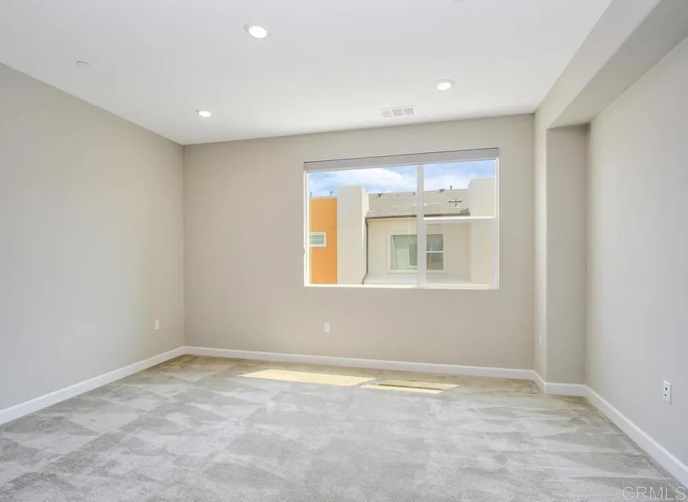 1954 Minimalist Lane Chula Vista, CA 91915