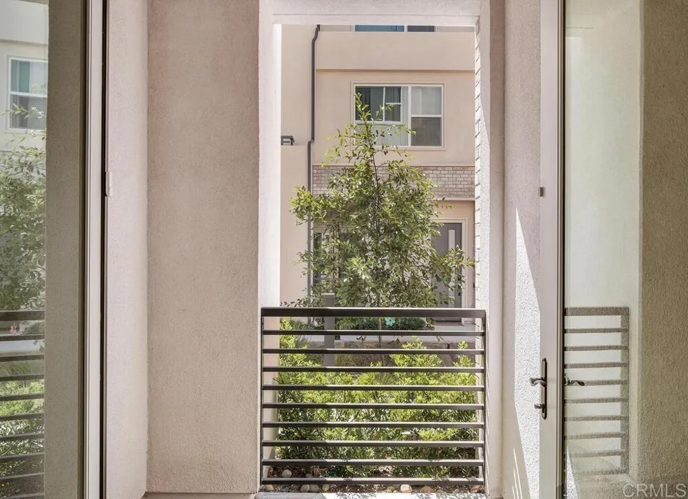 1954 Minimalist Lane Chula Vista, CA 91915