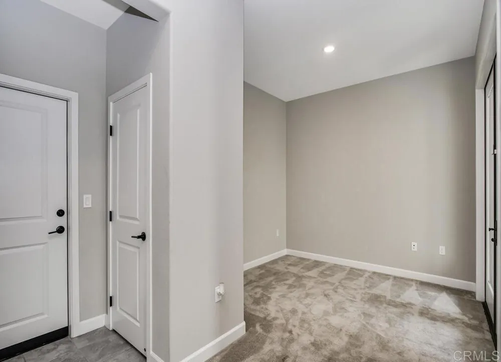 1954 Minimalist Lane Chula Vista, CA 91915